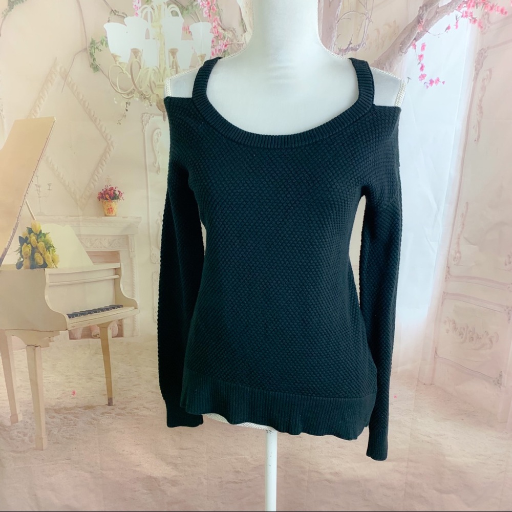 Michael Kors Black Textured Cold Shoulder Blouse